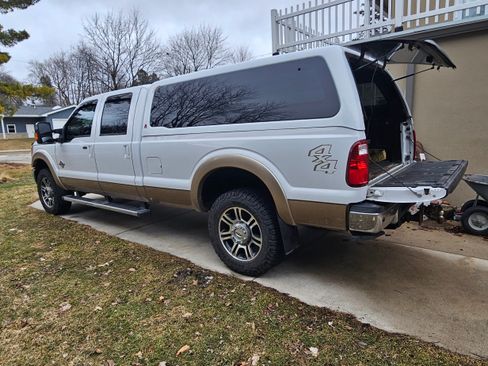 Used 2014 Ford F350 Lariat w/ Chrome Package image 14