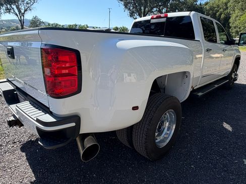 Used 2016 GMC Sierra 3500 Denali w/ Duramax Plus Package AWD/4WD image 10