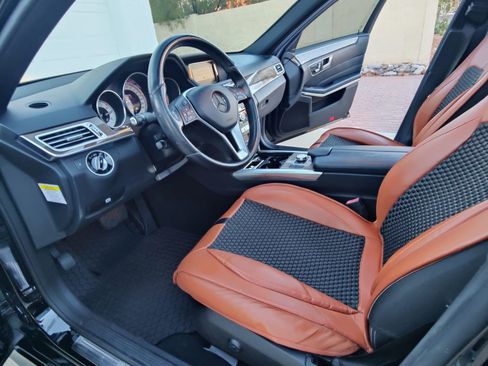 Used 2014 Mercedes-Benz E 350 Sedan image 22