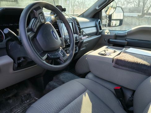Used 2022 Ford F350 XLT w/ XLT Premium Package image 10