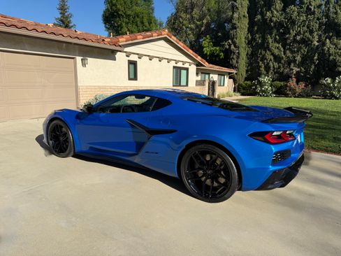 Used 2025 Chevrolet Corvette Z06 image 22