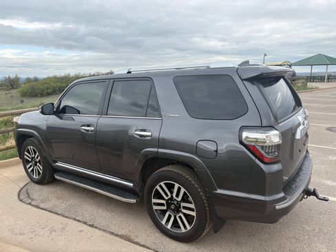 Used 2023 Toyota 4Runner Limited AWD/4WD image 5