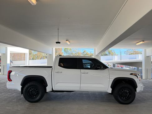 Used 2024 Toyota Tundra Limited image 4