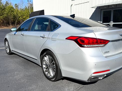 Used 2015 Hyundai Genesis 3.8 w/ Option Group 02 image 5