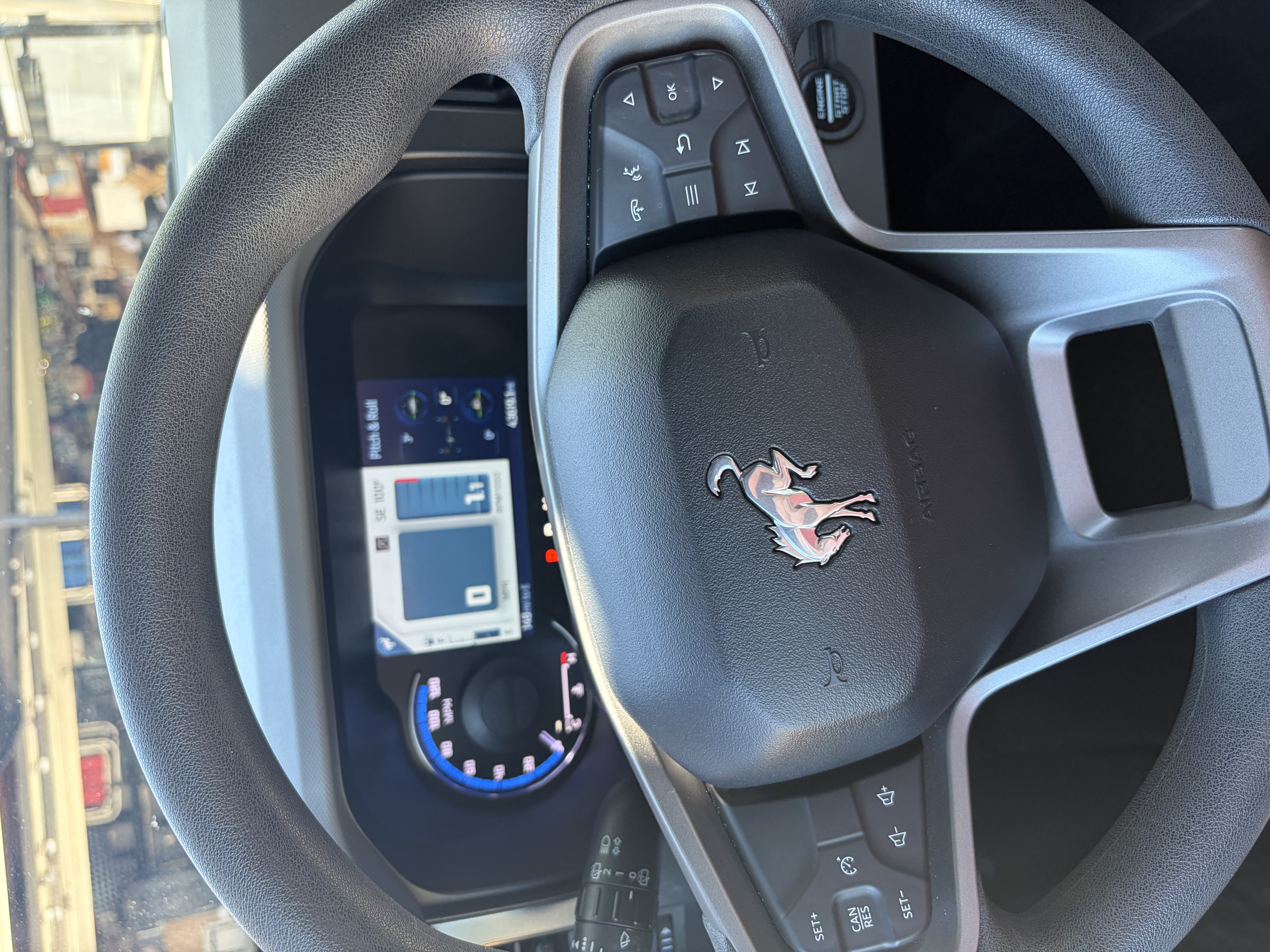 Used 2022 Ford Bronco 4-Door AWD/4WD image 12