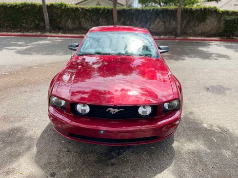 Used 2005 Ford Mustang GT image 4