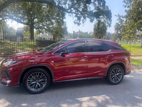 Used 2020 Lexus RX 450h F Sport w/ Accessory Package AWD/4WD image 4