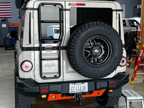 Used 2025 INEOS Grenadier image 5