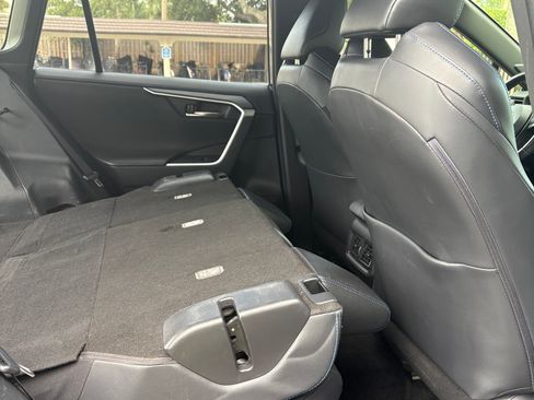 Used 2019 Toyota RAV4 XSE image 18
