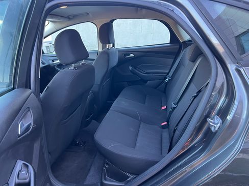 Used 2016 Ford Focus SE image 14
