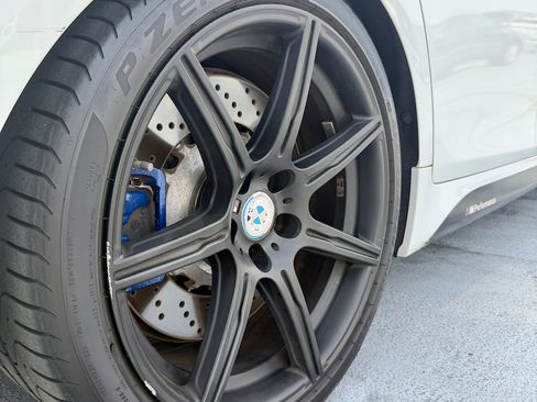 Used 2014 BMW M5 image 18