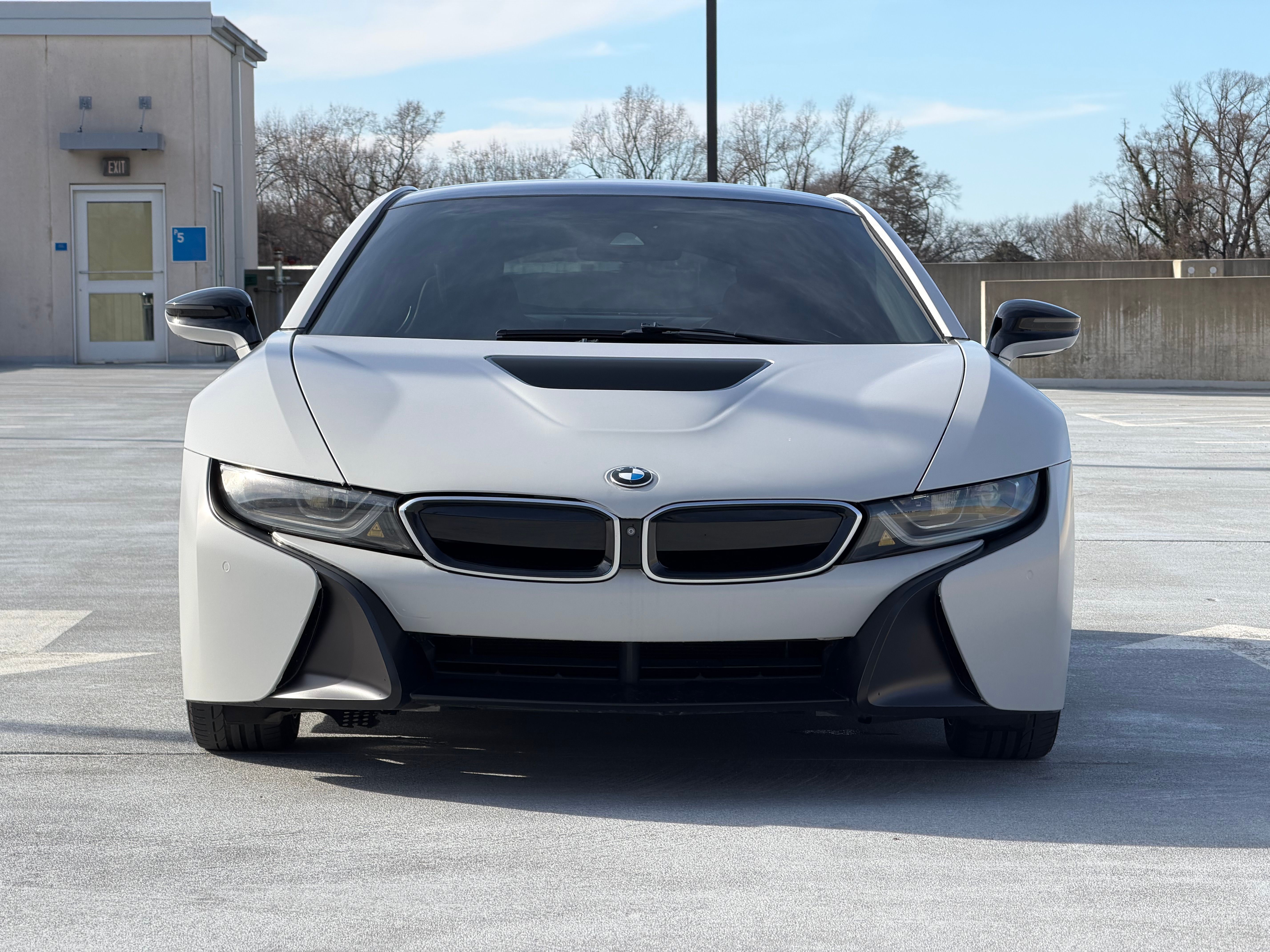 Used 2017 BMW i8 AWD/4WD image 9
