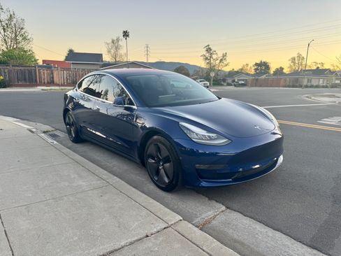 Used 2018 Tesla Model 3 Long Range image 20