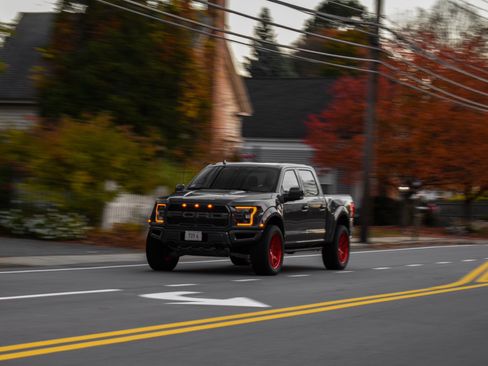 Used 2020 Ford F150 Raptor w/ Equipment Group 802A Luxury image 15