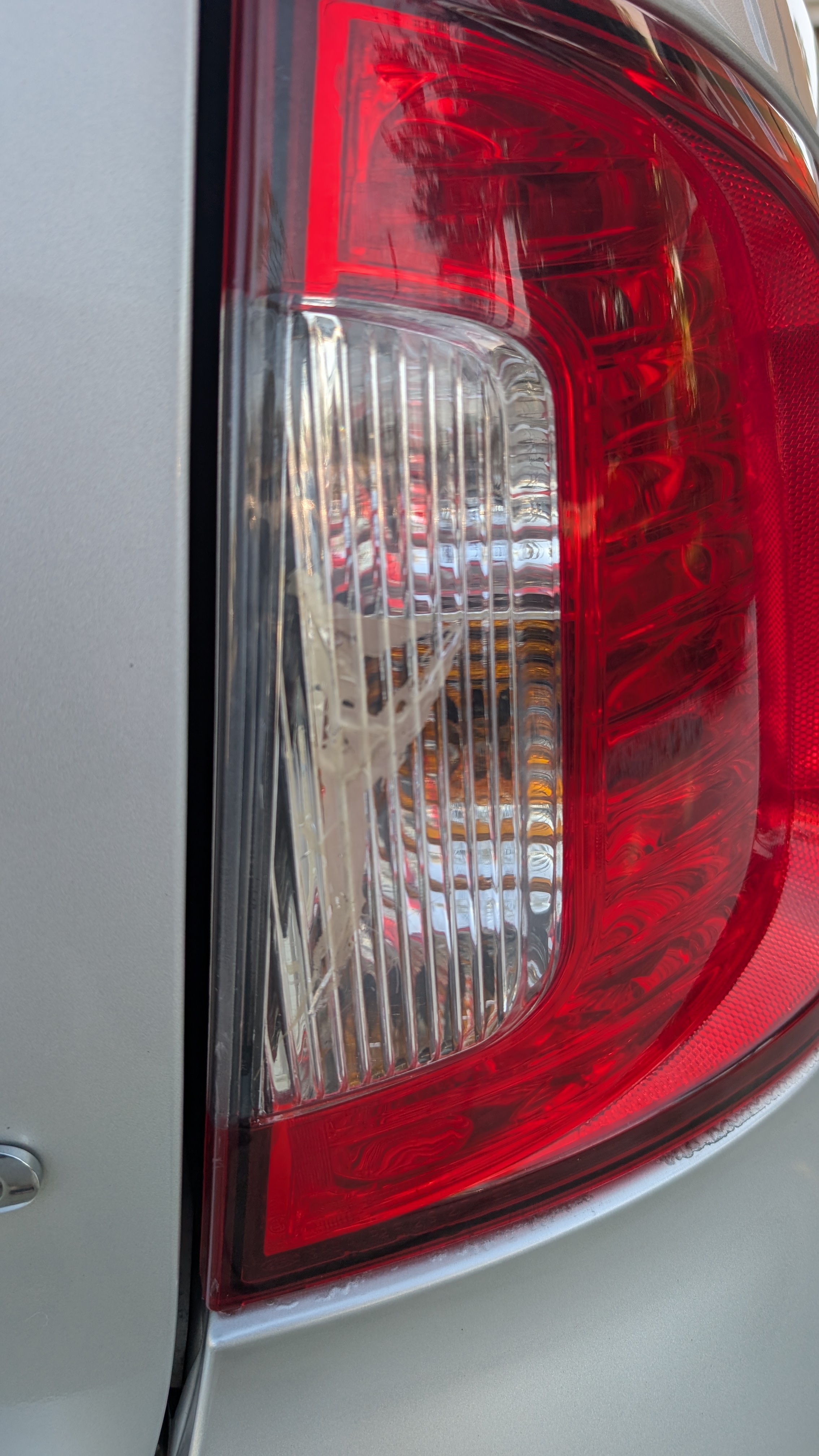 Used 2013 Ford Edge Limited FWD image 21
