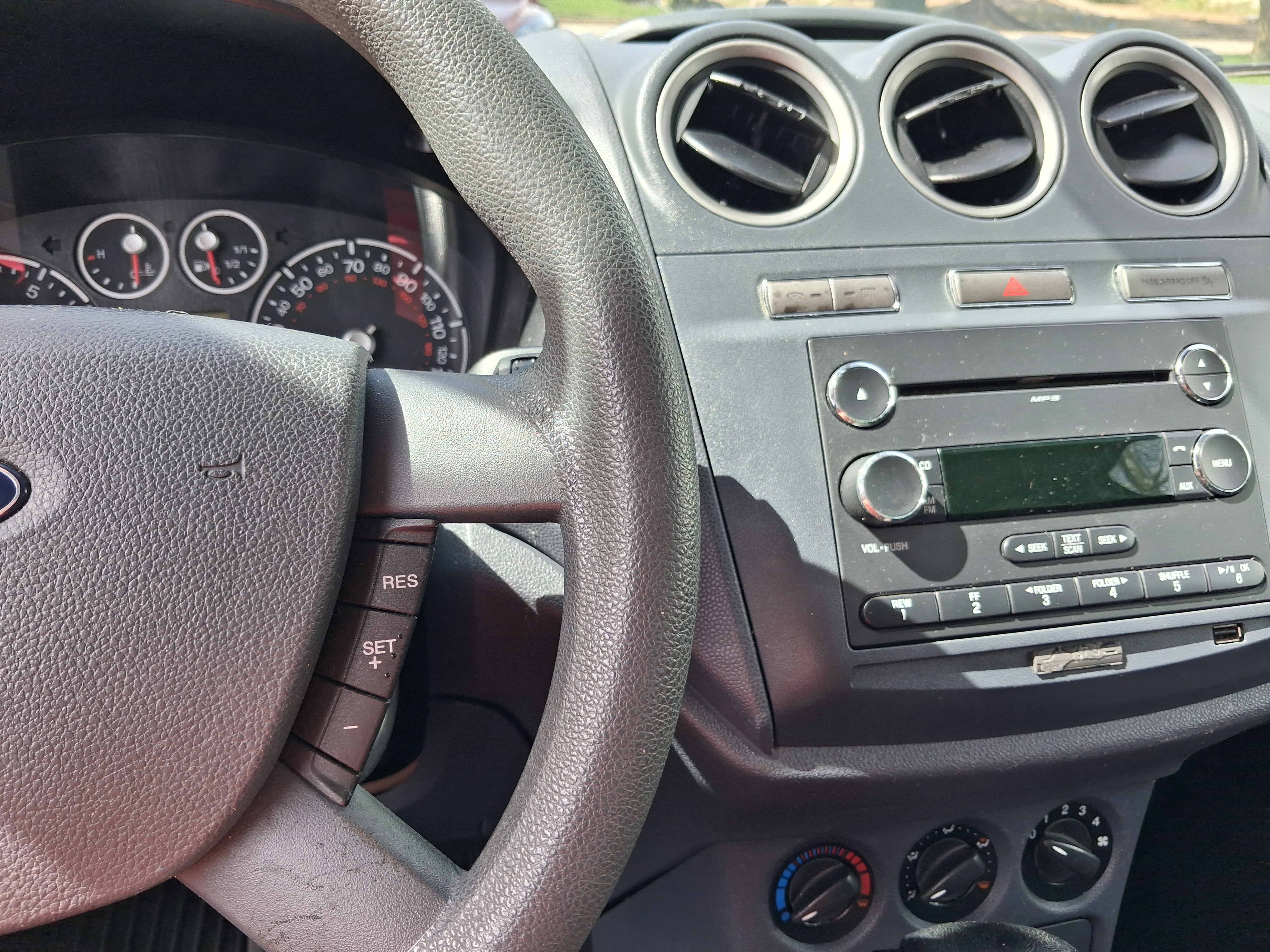 Used 2012 Ford Transit Connect XLT Premium FWD image 10