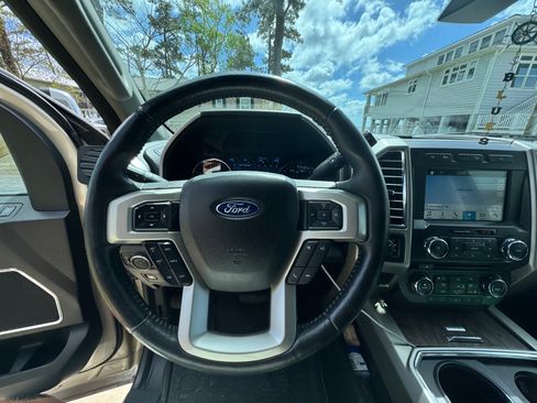 Used 2017 Ford F350 Lariat w/ Lariat Ultimate Package image 6