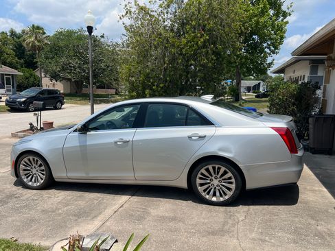 Used 2019 Cadillac CTS Luxury RWD image 13