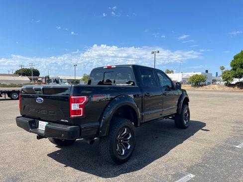 Used 2018 Ford F150 XLT w/ Equipment Group 302A Luxury AWD/4WD image 4