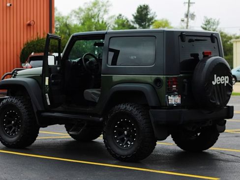 Used 2008 Jeep Wrangler X image 9