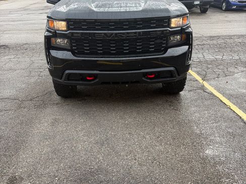 Used 2022 Chevrolet Silverado 1500 Custom Trail Boss image 2