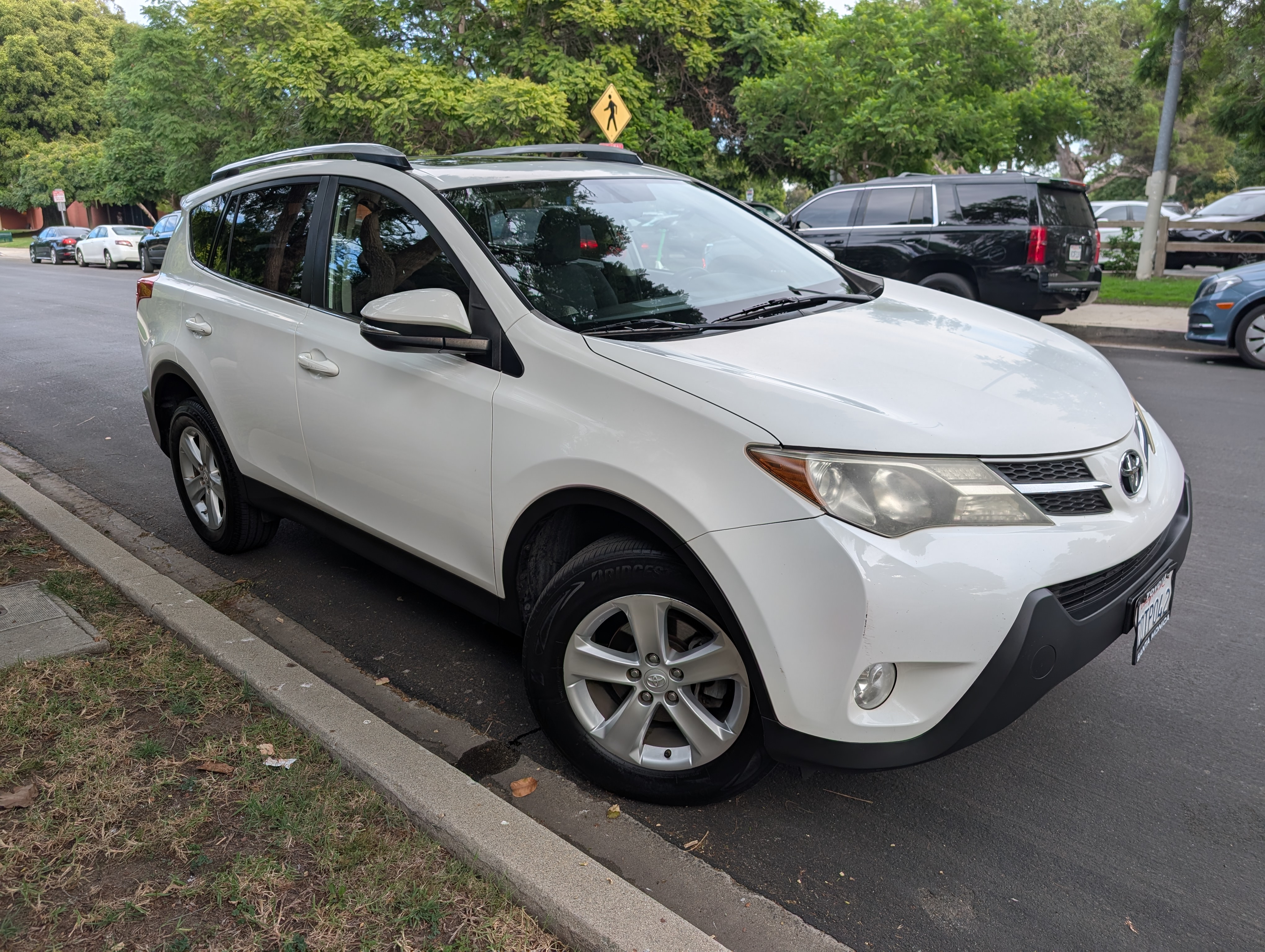 Used 2013 Toyota RAV4 XLE FWD image 5