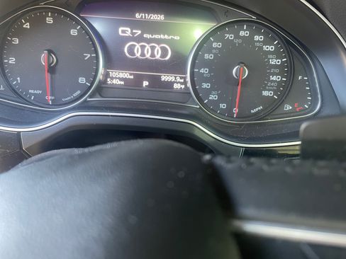 Used 2017 Audi Q7 3.0T Premium w/ Towing Package AWD/4WD image 9
