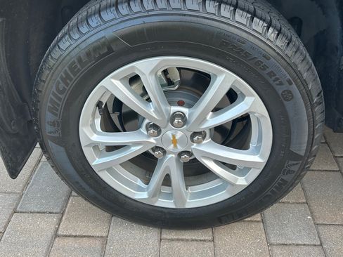 Used 2017 Chevrolet Equinox LT w/ Convenience Package image 14