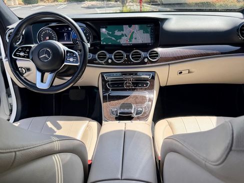 Used 2019 Mercedes-Benz E 300 image 20