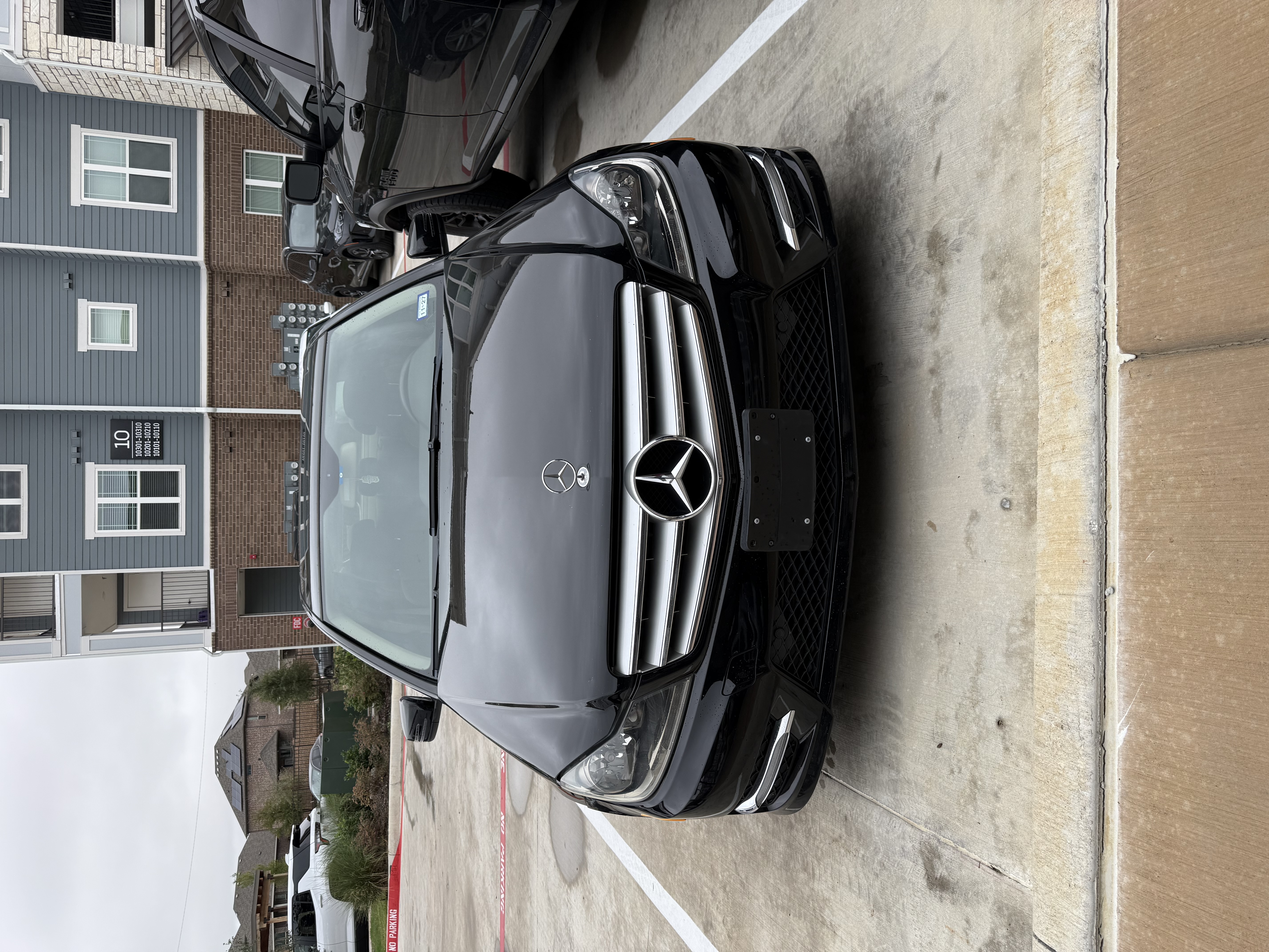 Used 2013 Mercedes-Benz C 250 Sedan image 2