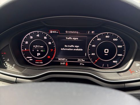 Used 2017 Audi A4 2.0T allroad Prestige w/ Prestige Package image 4