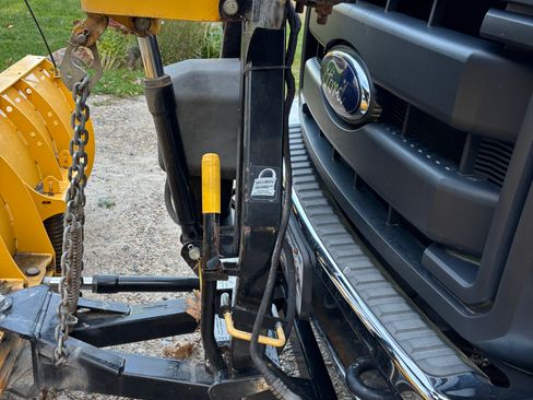 Used 2016 Ford F350 XL w/ Power Equipment Group AWD/4WD image 5