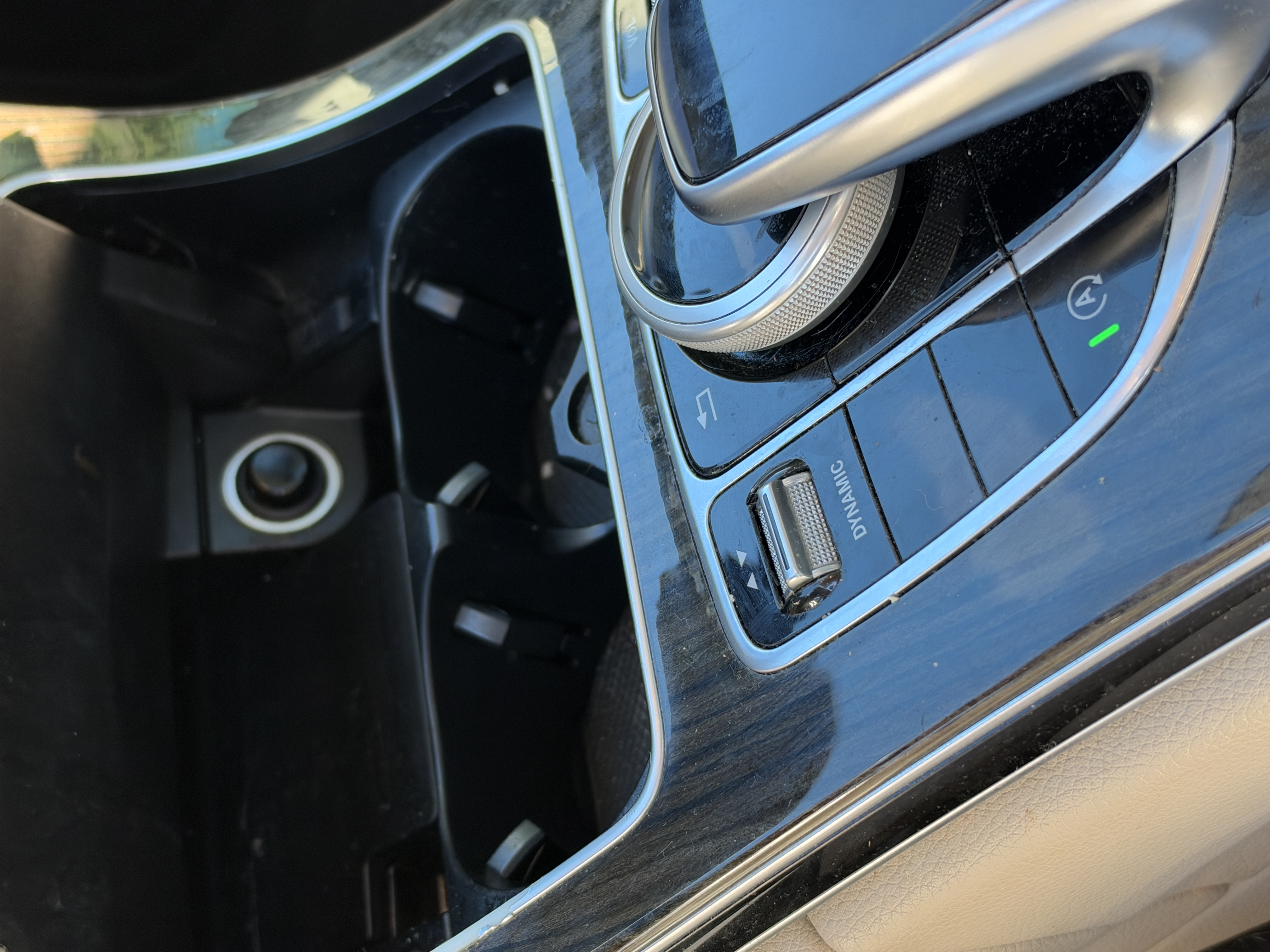 Used 2016 Mercedes-Benz C 300 4MATIC Sedan image 14