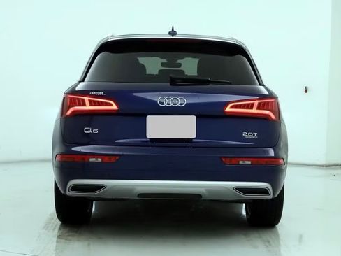 Used 2018 Audi Q5 2.0T Premium Plus w/ Premium Plus Package image 2