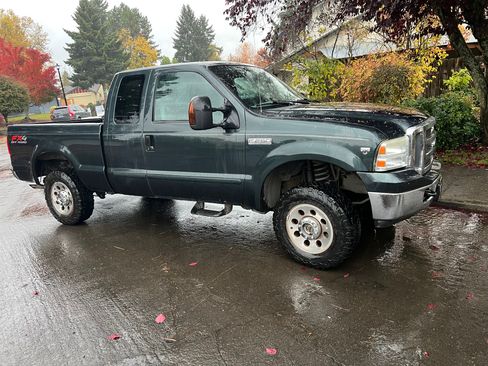 Used 2005 Ford F250 XLT image 14