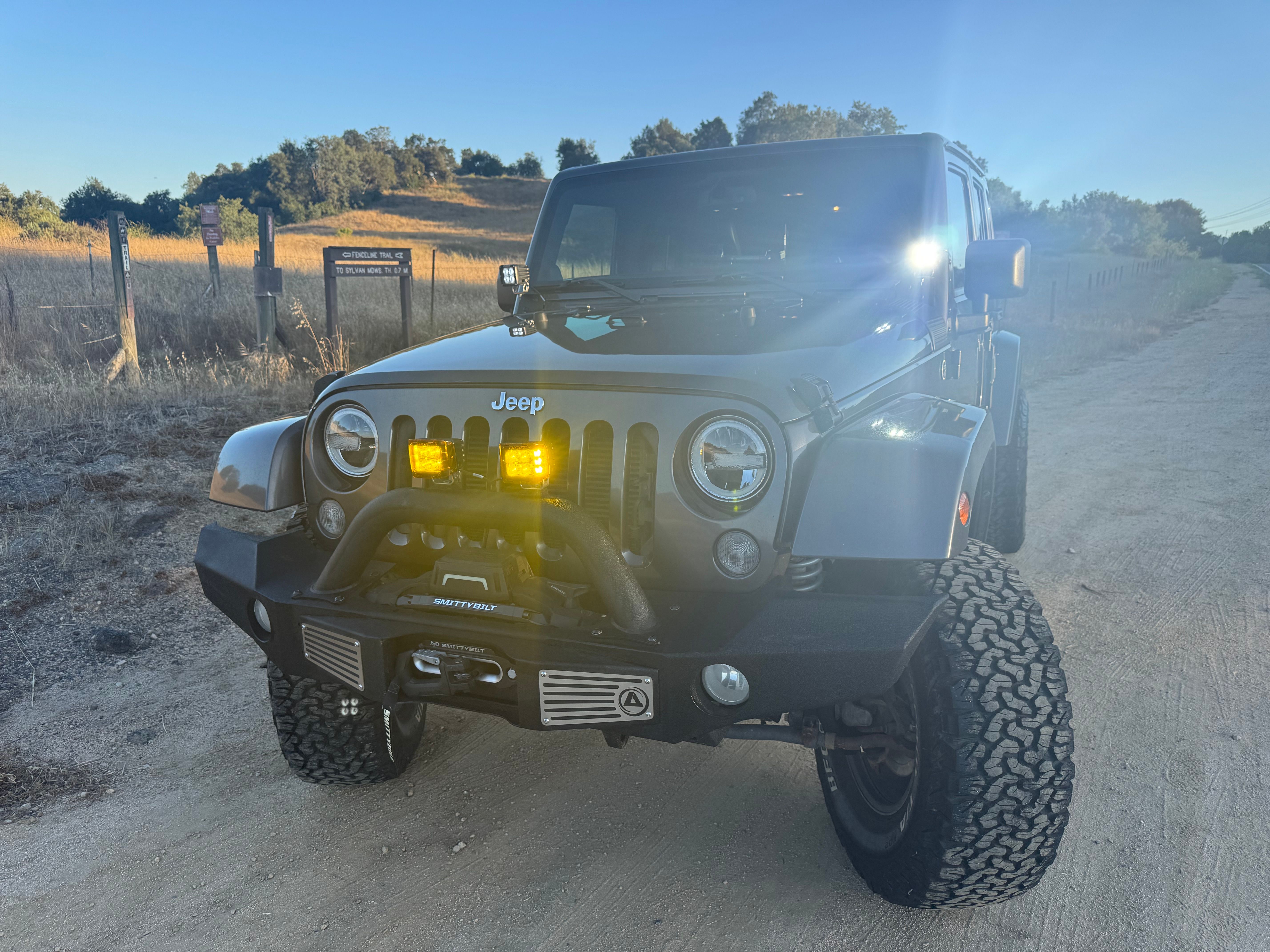 Used 2014 Jeep Wrangler Unlimited Rubicon w/ Connectivity Group AWD/4WD image 10