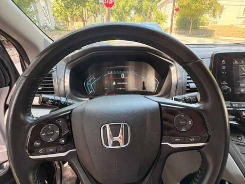 Used 2018 Honda Odyssey EX-L image 14