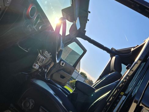 Used 2020 Jeep Wrangler Unlimited Rubicon image 19