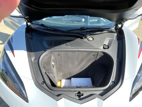 Used 2020 Chevrolet Corvette Stingray Preferred Cpe w/ 2LT Preferred Equipment Group RWD image 23