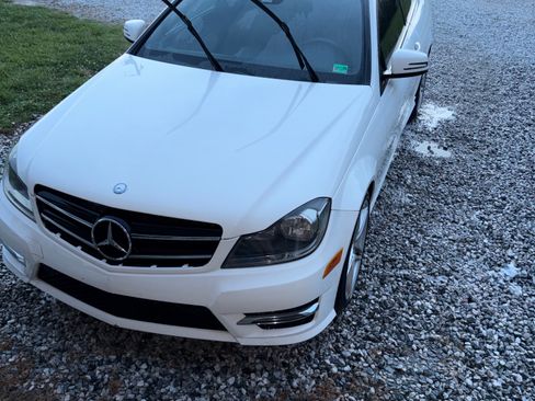 Used 2014 Mercedes-Benz C 250 Coupe image 10
