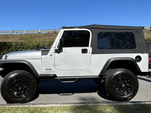 Used 2006 Jeep Wrangler Unlimited image 5