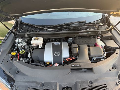 Used 2018 Lexus RX 450h AWD w/ Luxury Package image 10