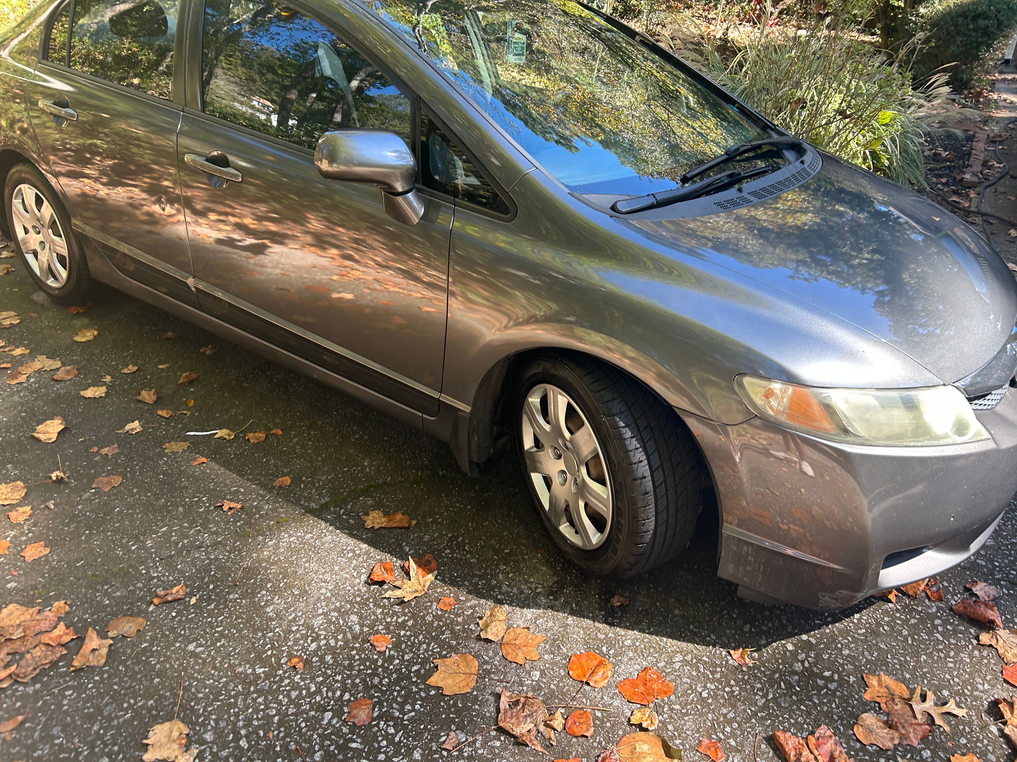 Used 2010 Honda Civic LX image 2