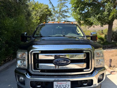 Used 2014 Ford F350 Lariat w/ Lariat Ultimate Package AWD/4WD image 1