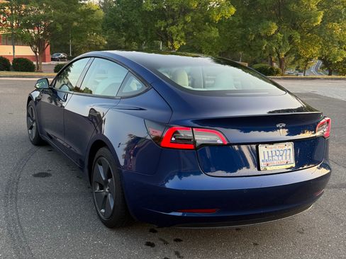 Used 2021 Tesla Model 3 Standard Range Plus RWD image 6