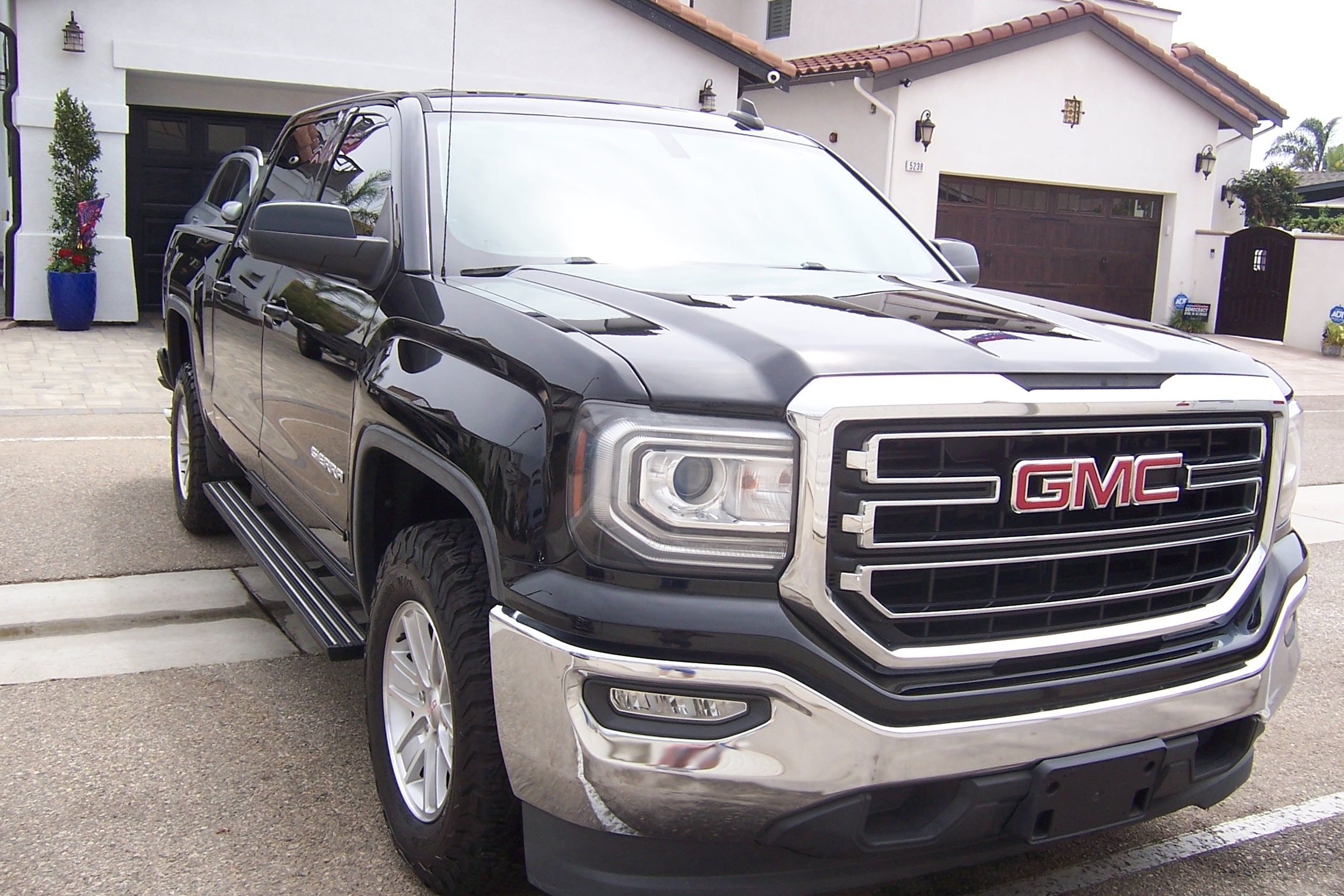 Used 2018 GMC Sierra 1500 SLE w/ SLE Value Package RWD image 6