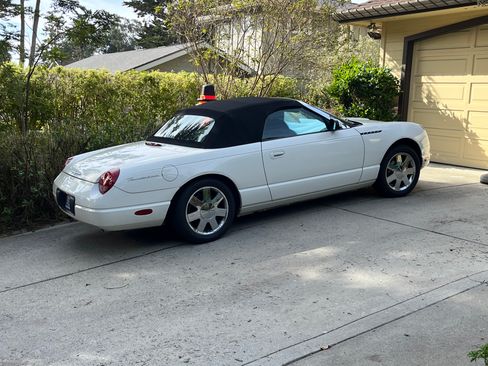 Used 2002 Ford Thunderbird image 2