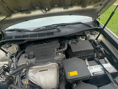 Used 2014 Toyota Camry FWD image 16
