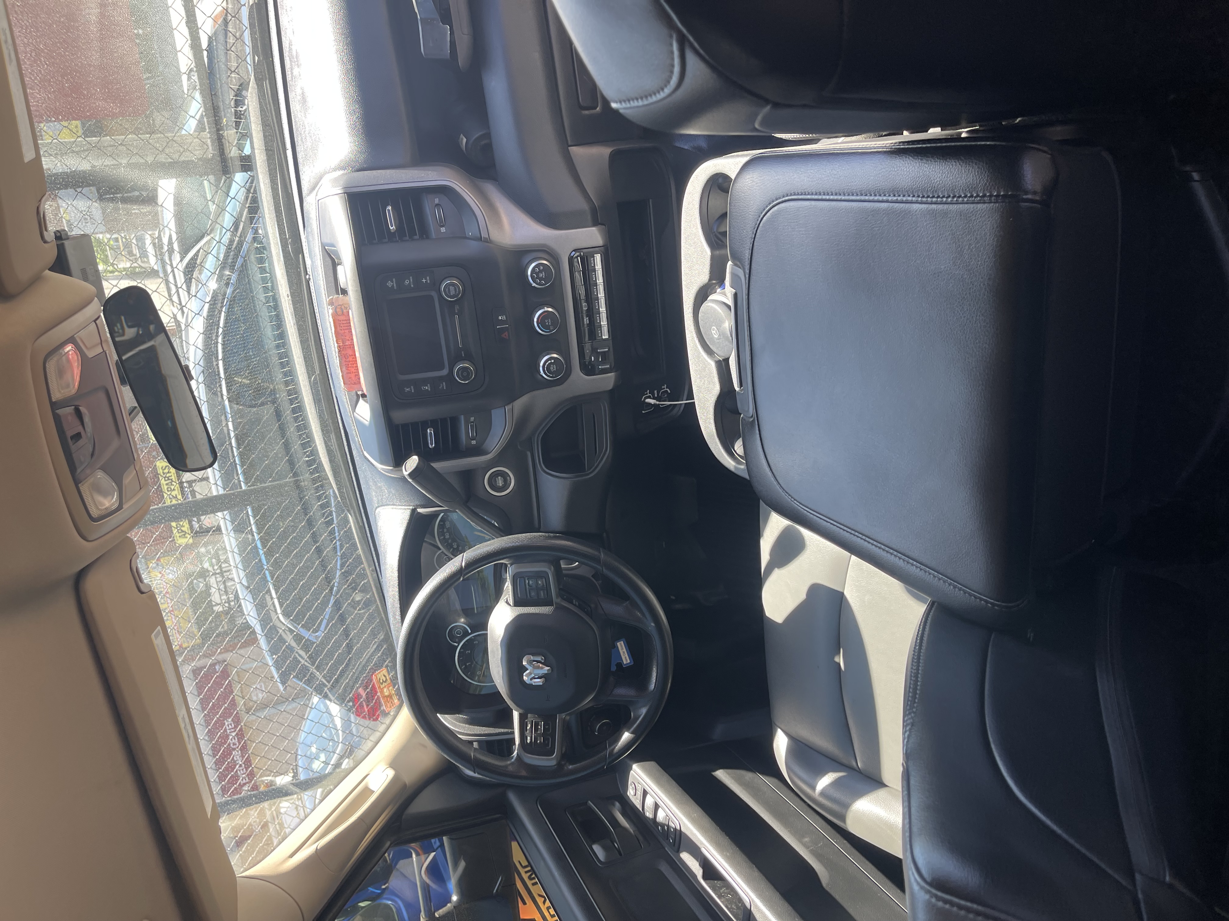 Used 2020 RAM 3500 Tradesman w/ Chrome Appearance Group AWD/4WD image 4