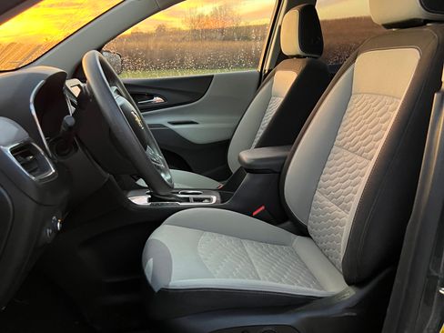 Used 2019 Chevrolet Equinox LT image 17